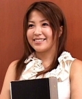 Saki KATAOKA - 片岡さき, pornostar japonaise / actrice av. également connue sous les pseudos : Aina - 愛菜, Akiko KIRIOKA - 桐丘亜紀子, Azusa - 梓, Mai SAKURA - 桜まい, Reika HANAI - 花井礼香, Riko AOKI - 青木莉子, Sakura MAKITA - 牧田さくら - photo 2